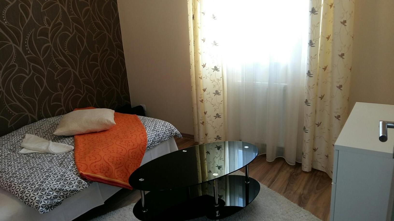 Isabell Apartments גיור מראה חיצוני תמונה