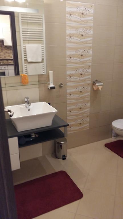 Isabell Apartments גיור מראה חיצוני תמונה